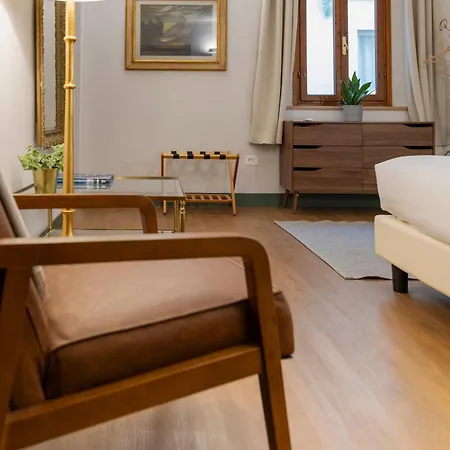 Zanobi 45 * Florencie